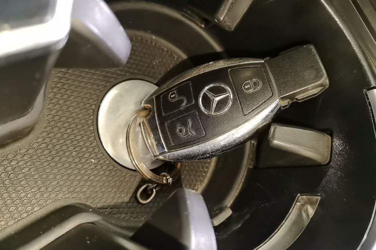 Used Mercedes-Benz GLE 2017 GLE 320 4MATIC Dynamic Model Vehicle Key