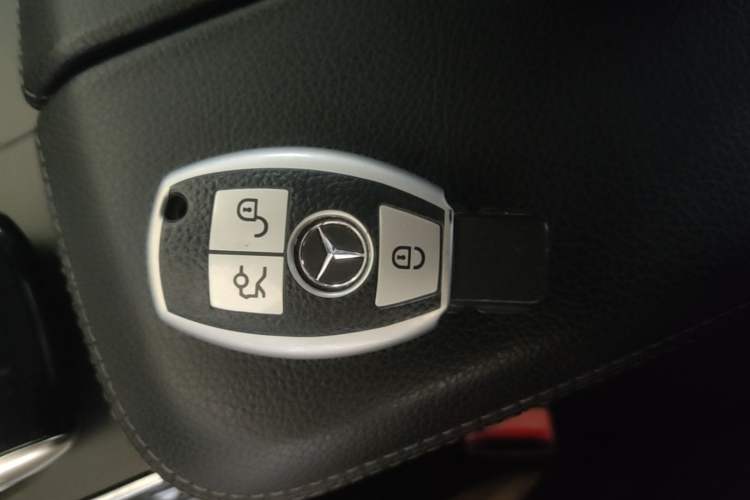 Used Mercedes-Benz GLE 2017 GLE 400 4MATIC Vehicle Key