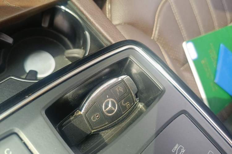 Used Mercedes-Benz GLE 2017 GLE 320 4MATIC Dynamic Model Vehicle Key