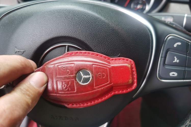 Used Mercedes-Benz GLE 2017 GLE 320 4MATIC Dynamic Model Vehicle Key