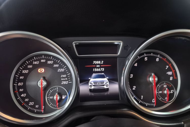 Used Mercedes-Benz GLE 2017 GLE 320 4MATIC Dynamic Model Instrument Cluster