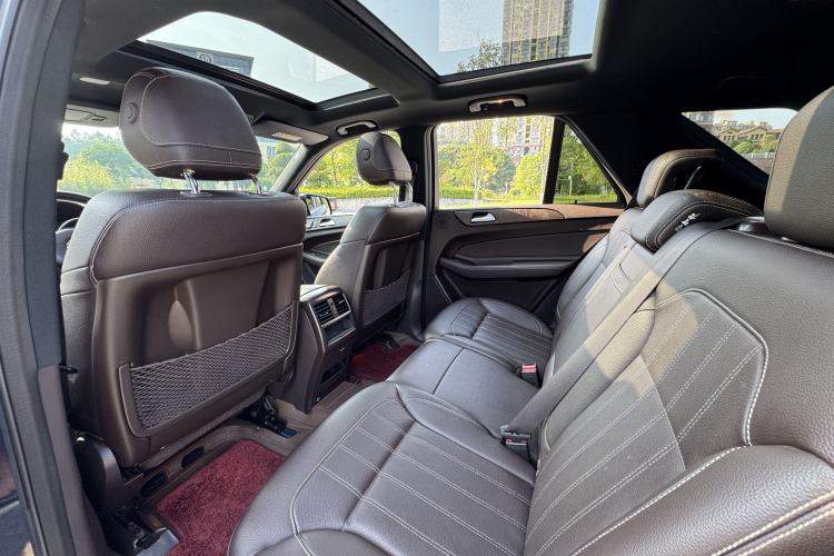 Used Mercedes-Benz GLE 2017 GLE 400 4MATIC Interior 3