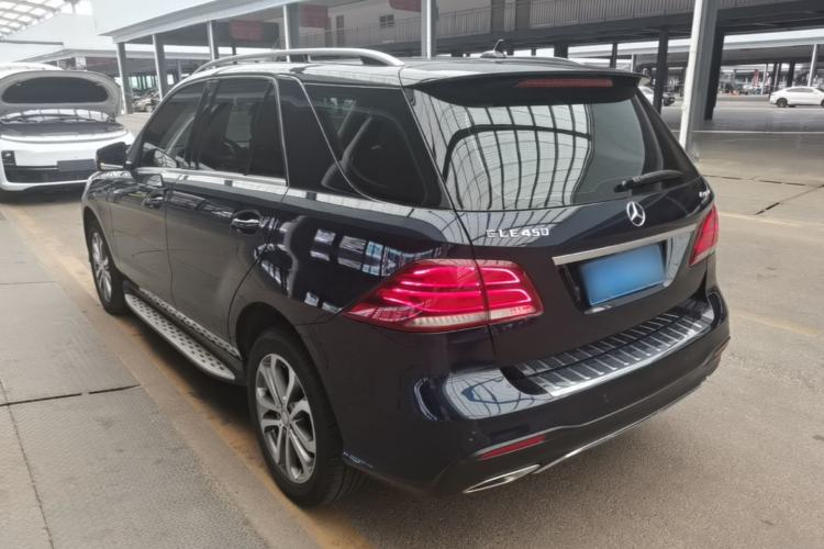 Used Mercedes-Benz GLE 2017 GLE 320 4MATIC Dynamic Model Rear Left 45 Deg