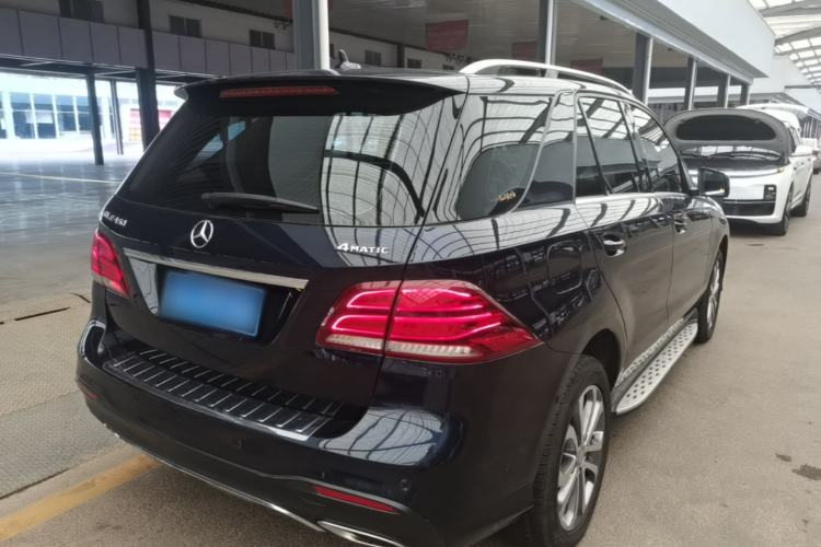 Used Mercedes-Benz GLE 2017 GLE 320 4MATIC Dynamic Model Rear Right 45 Deg