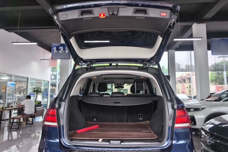 Used Mercedes-Benz GLE 2017 GLE 320 4MATIC Dynamic Model Trunk