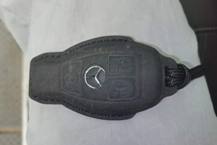 Used Mercedes-Benz GLE 2017 GLE 320 4MATIC Dynamic Model Vehicle Key
