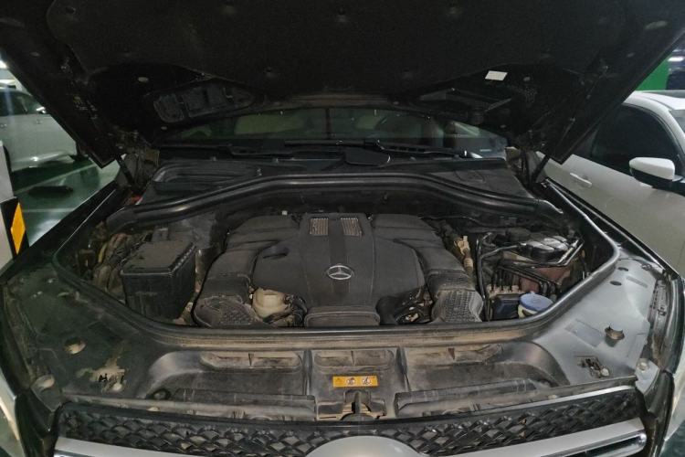 Used Mercedes-Benz GLE 2017 GLE 400 4MATIC Engine Bay
