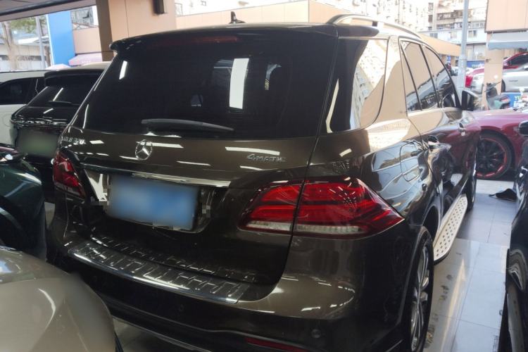 Used Mercedes-Benz GLE 2017 GLE 320 4MATIC Luxury Model Exterior 5
