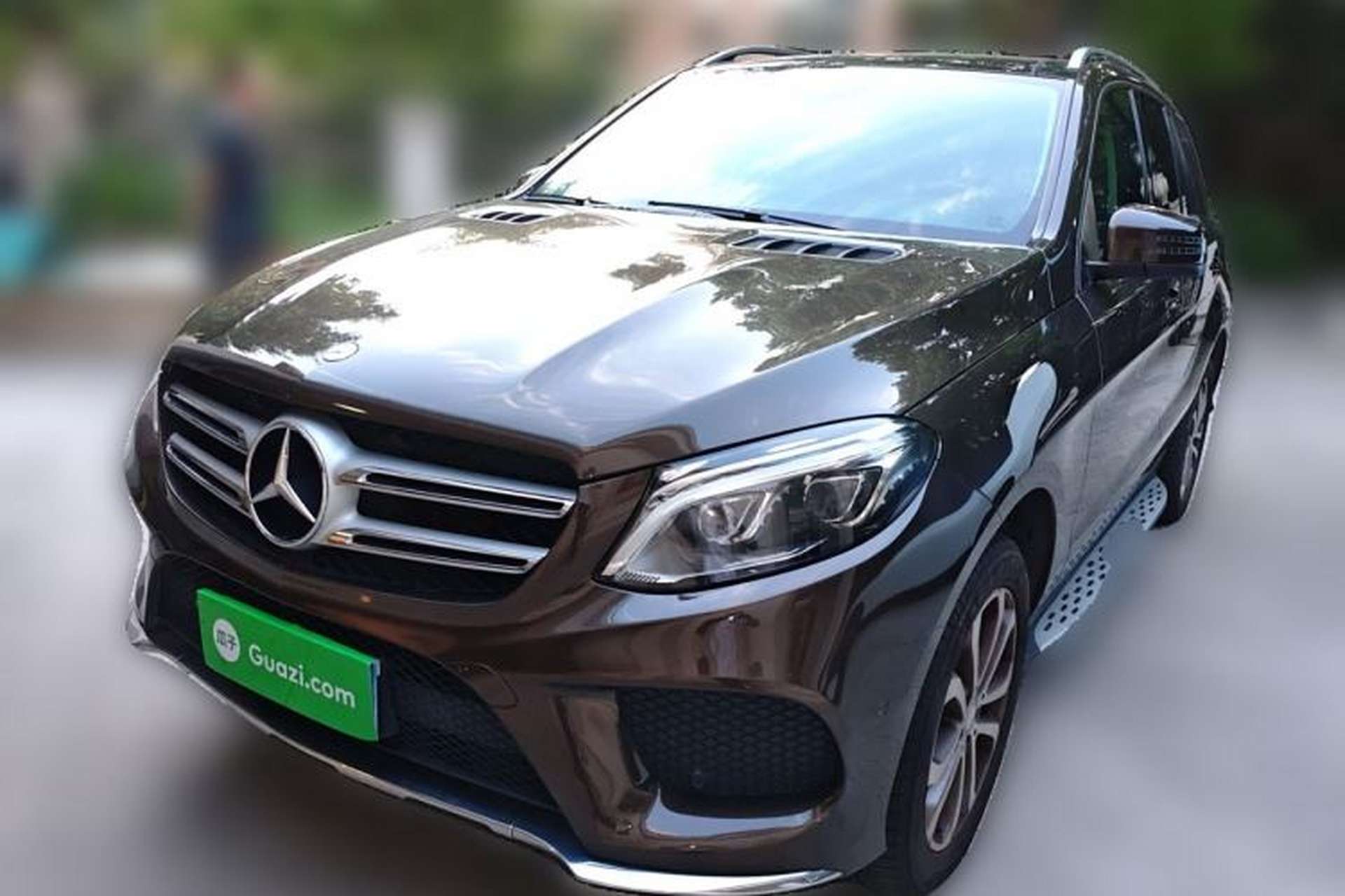 Used Mercedes-Benz GLE 2017 GLE 320 4MATIC Luxury Model Front Left 45 Deg
