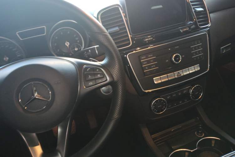 Used Mercedes-Benz GLE 2017 GLE 320 4MATIC Luxury Model Gear Lever