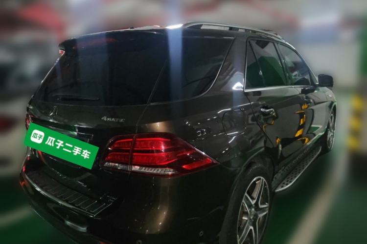 Used Mercedes-Benz GLE 2017 GLE 400 4MATIC Rear Right 45 Deg