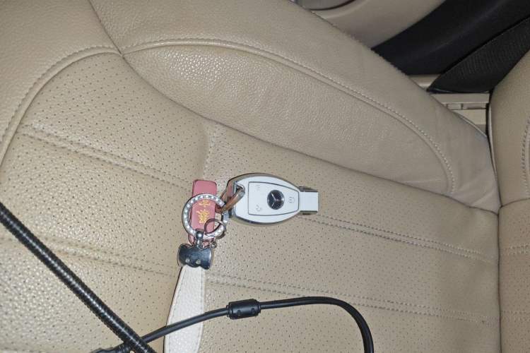 Used Mercedes-Benz GLE 2017 GLE 400 4MATIC Vehicle Key