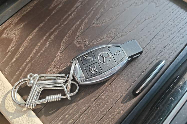 Used Mercedes-Benz GLE 2017 GLE 320 4MATIC Dynamic Model Vehicle Key
