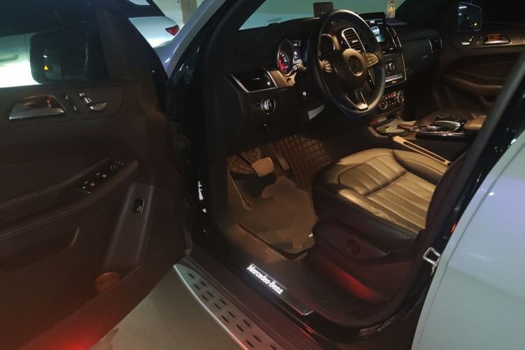 Used Mercedes-Benz GLE 2017 GLE 320 4MATIC Luxury Model Driver Seat