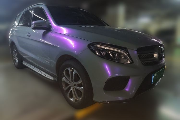 Used Mercedes-Benz GLE 2017 GLE 320 4MATIC Luxury Model Front Right 45 Deg