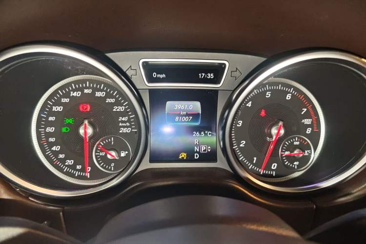 Used Mercedes-Benz GLE 2017 GLE 320 4MATIC Luxury Model Instrument Cluster