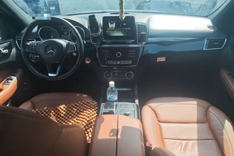 Used Mercedes-Benz GLE  Center Console