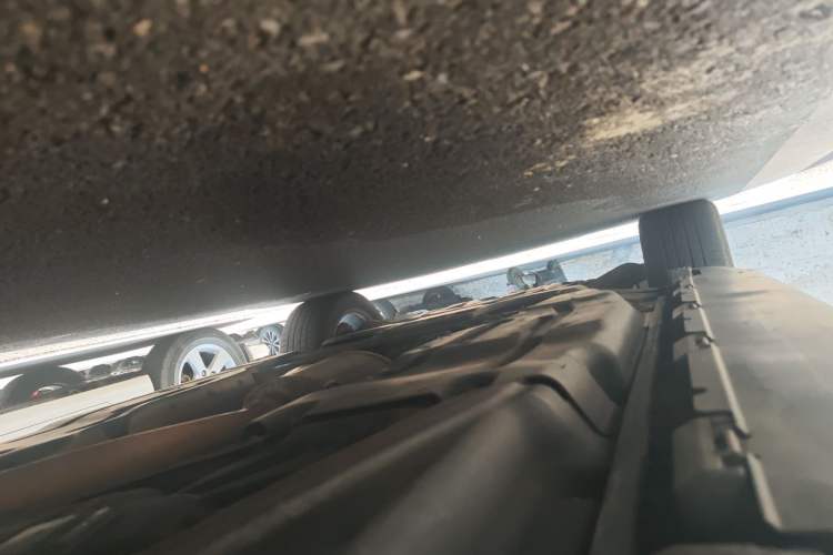 Used Mercedes-Benz GLE  Chassis Rear Left