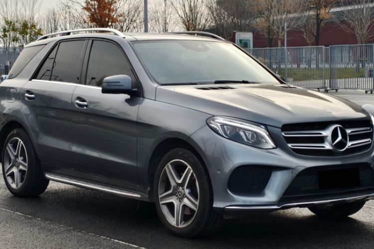 Used Mercedes-Benz GLE 2017 GLE 400 4MATIC Exterior 5