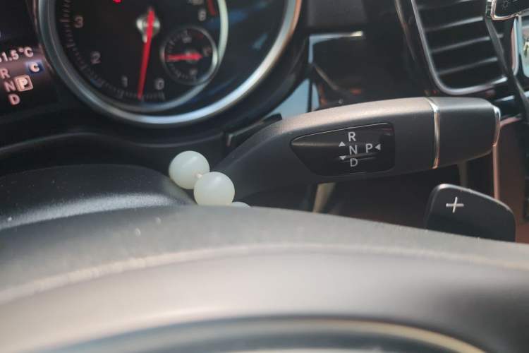 Used Mercedes-Benz GLE  Gear Lever