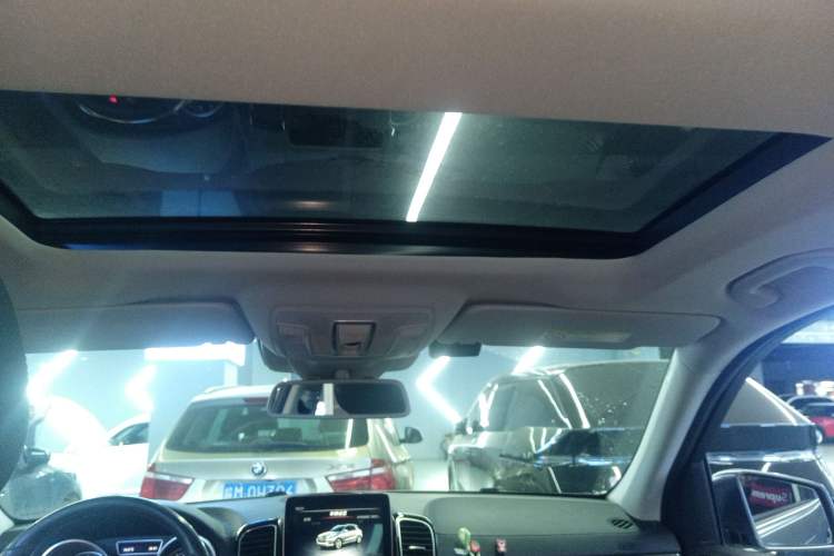 Used Mercedes-Benz GLE 2017 GLE 320 4MATIC Dynamic Model Headliner