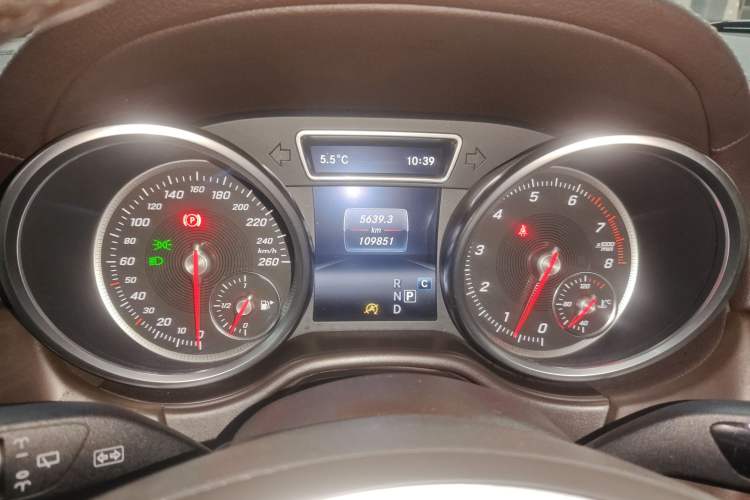 Used Mercedes-Benz GLE 2017 GLE 400 4MATIC Instrument Cluster