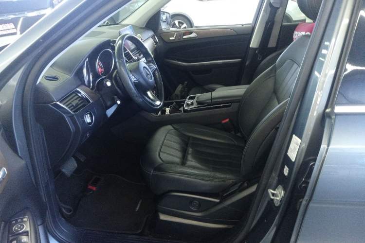 Used Mercedes-Benz GLE 2017 GLE 320 4MATIC Dynamic Model Left Front Seat