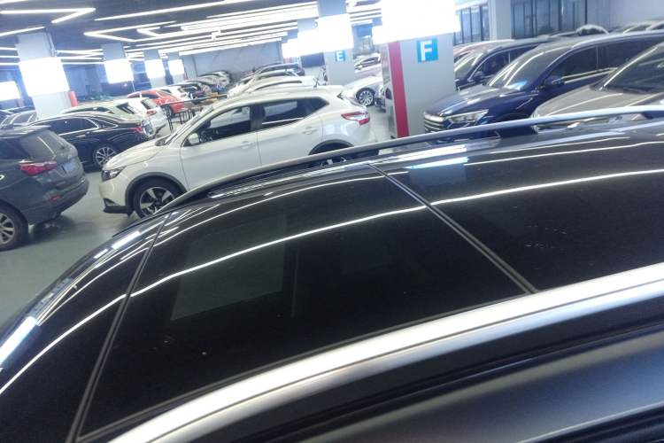 Used Mercedes-Benz GLE 2017 GLE 320 4MATIC Dynamic Model Roof