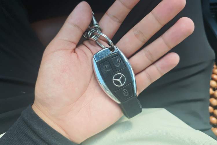 Used Mercedes-Benz GLE  Vehicle Key