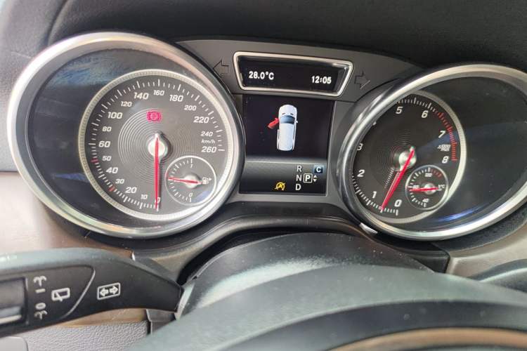 Used Mercedes-Benz GLE 2017 GLE 320 4MATIC Dynamic Model Instrument Cluster