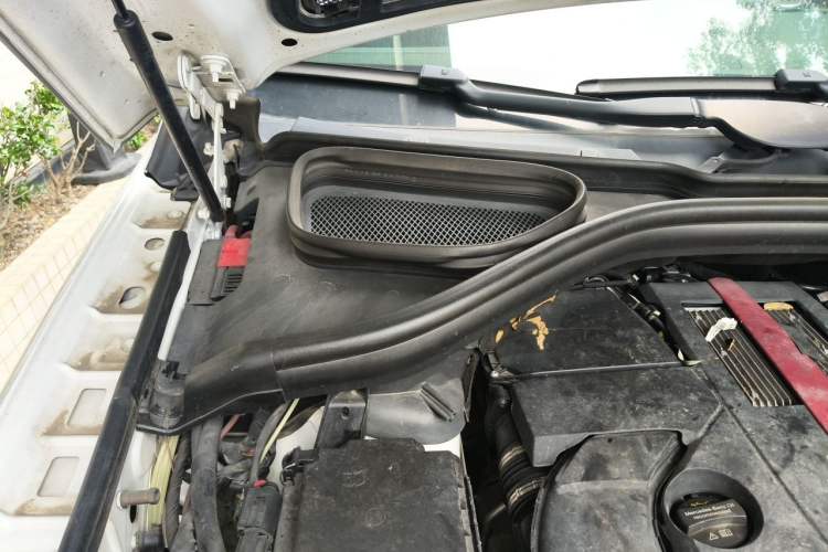 Used Mercedes-Benz GLE 2017 GLE 450 AMG 4MATIC Engine Bay Right
