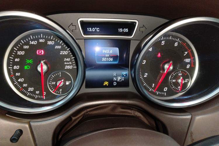 Used Mercedes-Benz GLE 2017 GLE 320 4MATIC Dynamic Model Instrument Cluster