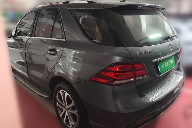 Used Mercedes-Benz GLE 2017 GLE 320 4MATIC Dynamic Model Rear Left 45 Deg