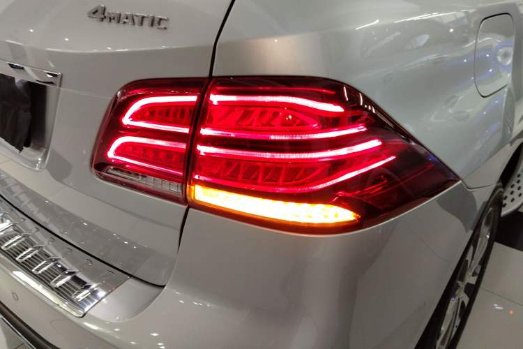 Used Mercedes-Benz GLE 2017 GLE 320 4MATIC Dynamic Model Right Rear Taillight