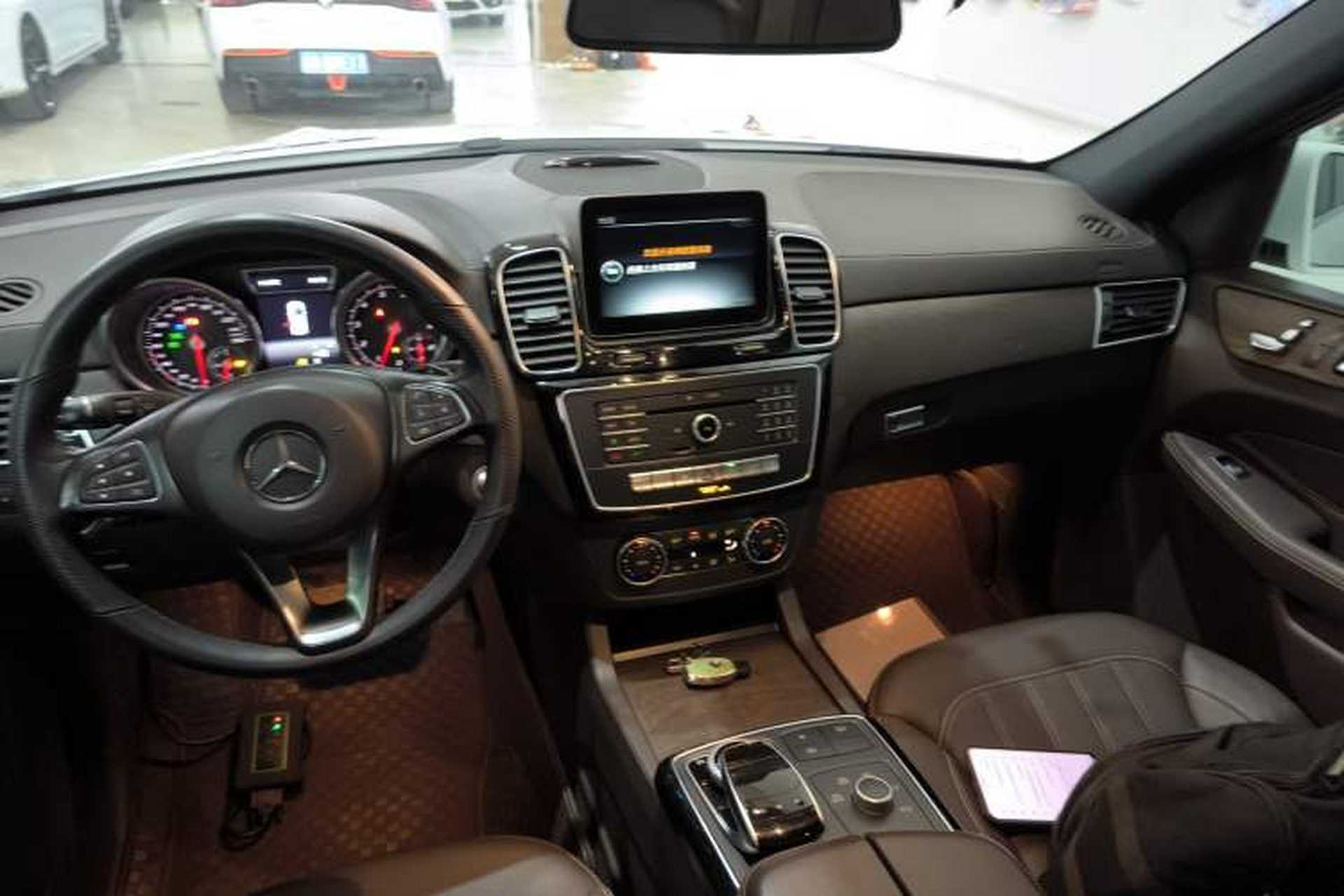 Used Mercedes-Benz GLE 2017 GLE 320 4MATIC Dynamic Model Audio And AC Panel