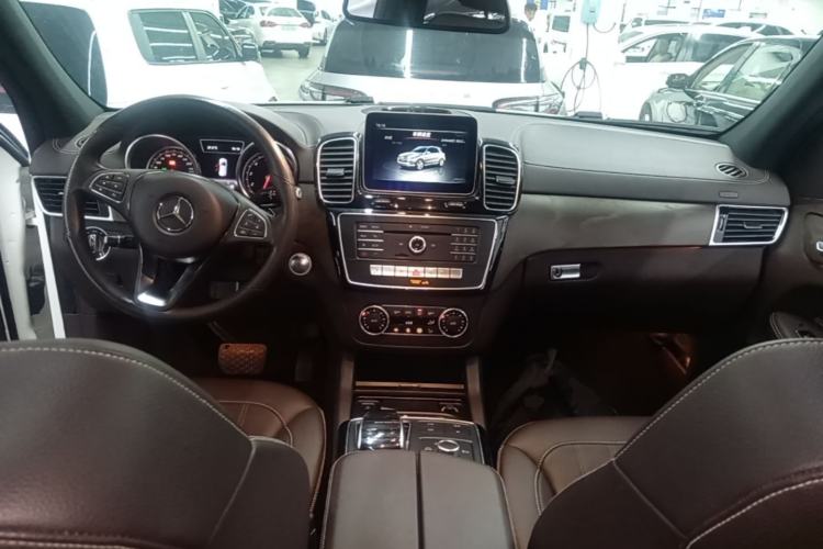 Used Mercedes-Benz GLE 2017 GLE 400 4MATIC Center Console
