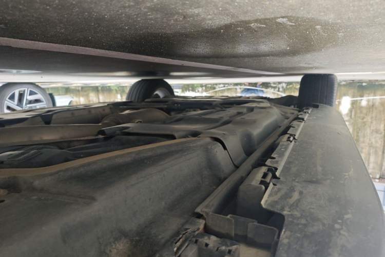 Used Mercedes-Benz GLE 2017 GLE 320 4MATIC Dynamic Model Chassis Rear Left