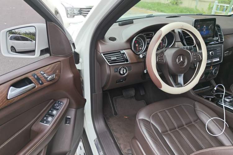 Used Mercedes-Benz GLE 2017 GLE 320 4MATIC Dynamic Model Driver Seat