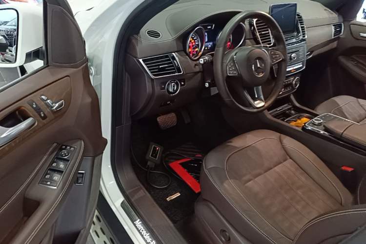 Used Mercedes-Benz GLE 2017 GLE 400 4MATIC Driver Seat