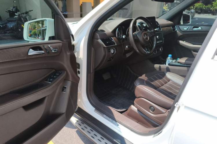 Used Mercedes-Benz GLE 2017 GLE 320 4MATIC Dynamic Model Driver Seat