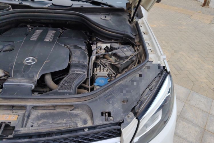 Used Mercedes-Benz GLE 2017 GLE 320 4MATIC Luxury Model Engine Bay Left