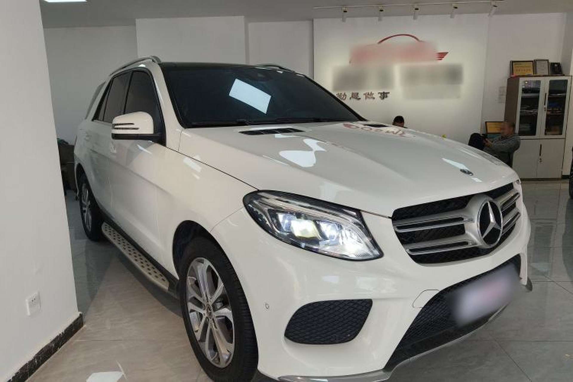 Used Mercedes-Benz GLE 2017 GLE 320 4MATIC Dynamic Model Exterior 1