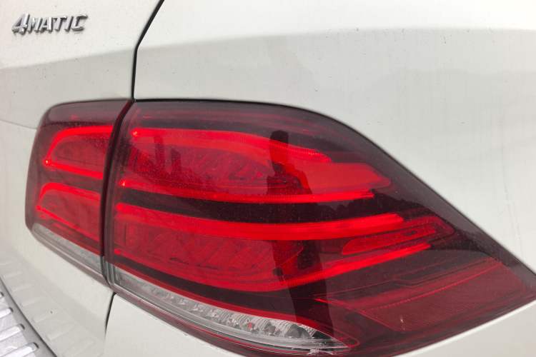 Used Mercedes-Benz GLE 2017 GLE 320 4MATIC Dynamic Model Exterior 11