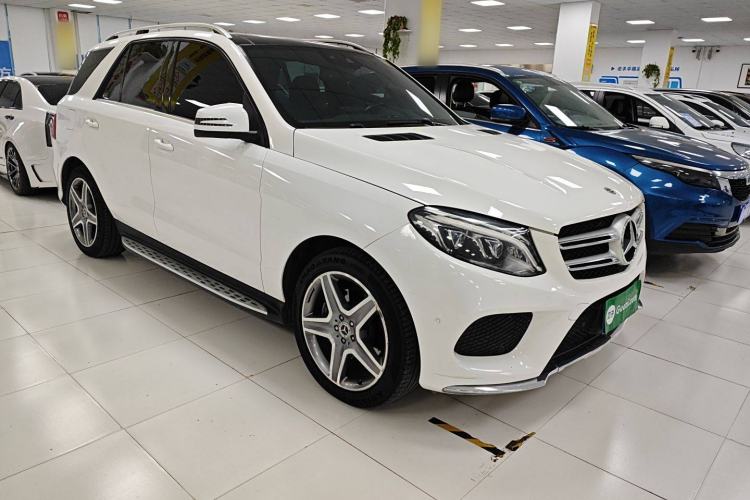 Used Mercedes-Benz GLE 2017 GLE 400 4MATIC Exterior 2