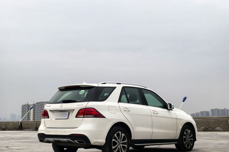 Used Mercedes-Benz GLE 2017 GLE 320 4MATIC Dynamic Model Exterior 2
