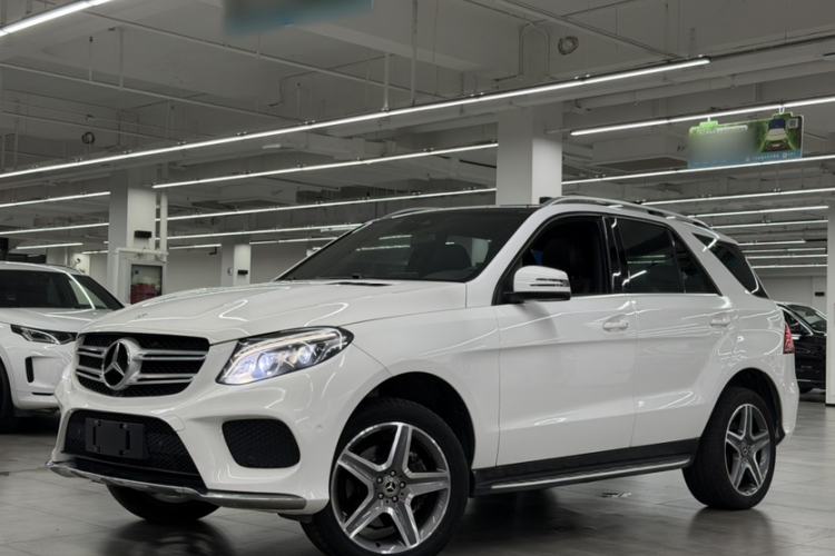 Used Mercedes-Benz GLE 2017 GLE 400 4MATIC Exterior 3