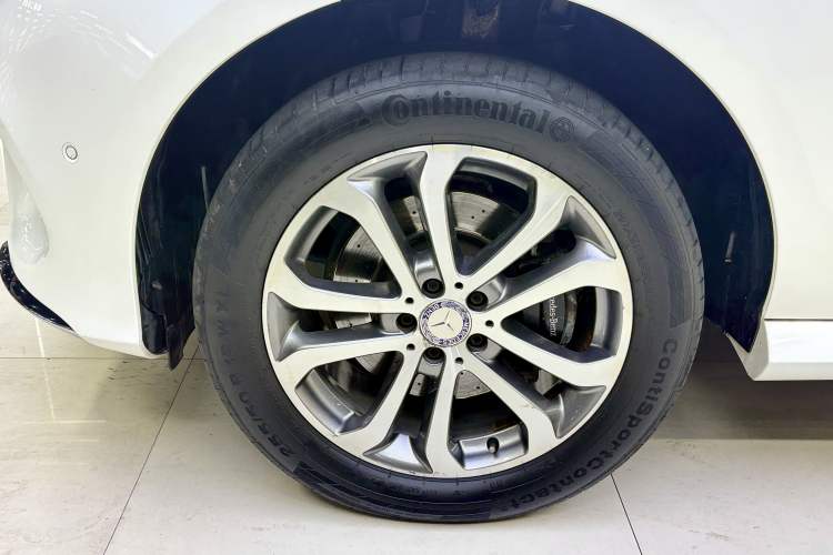Used Mercedes-Benz GLE 2017 GLE 320 4MATIC Dynamic Model Exterior 5