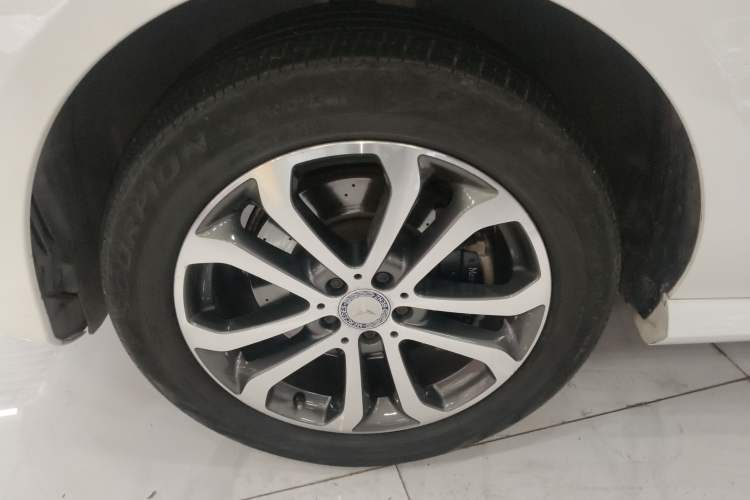 Used Mercedes-Benz GLE 2017 GLE 320 4MATIC Dynamic Model Exterior 7