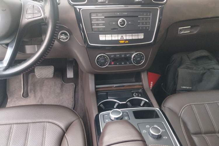 Used Mercedes-Benz GLE 2017 GLE 320 4MATIC Dynamic Model Gear Lever