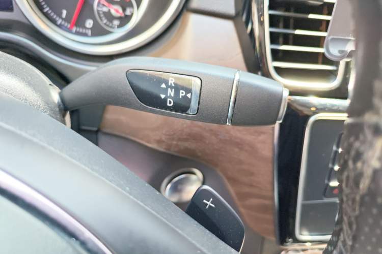 Used Mercedes-Benz GLE 2017 GLE 320 4MATIC Luxury Model Gear Lever